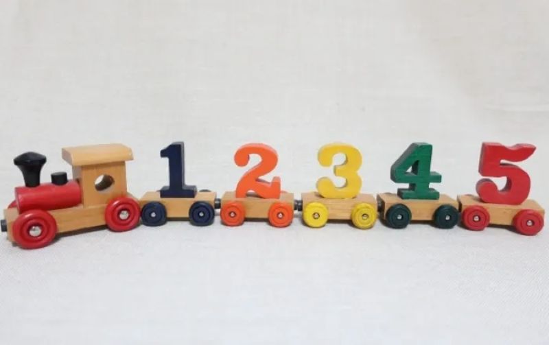 電話占い絆が選ばれる5つの特徴　数字の列車
