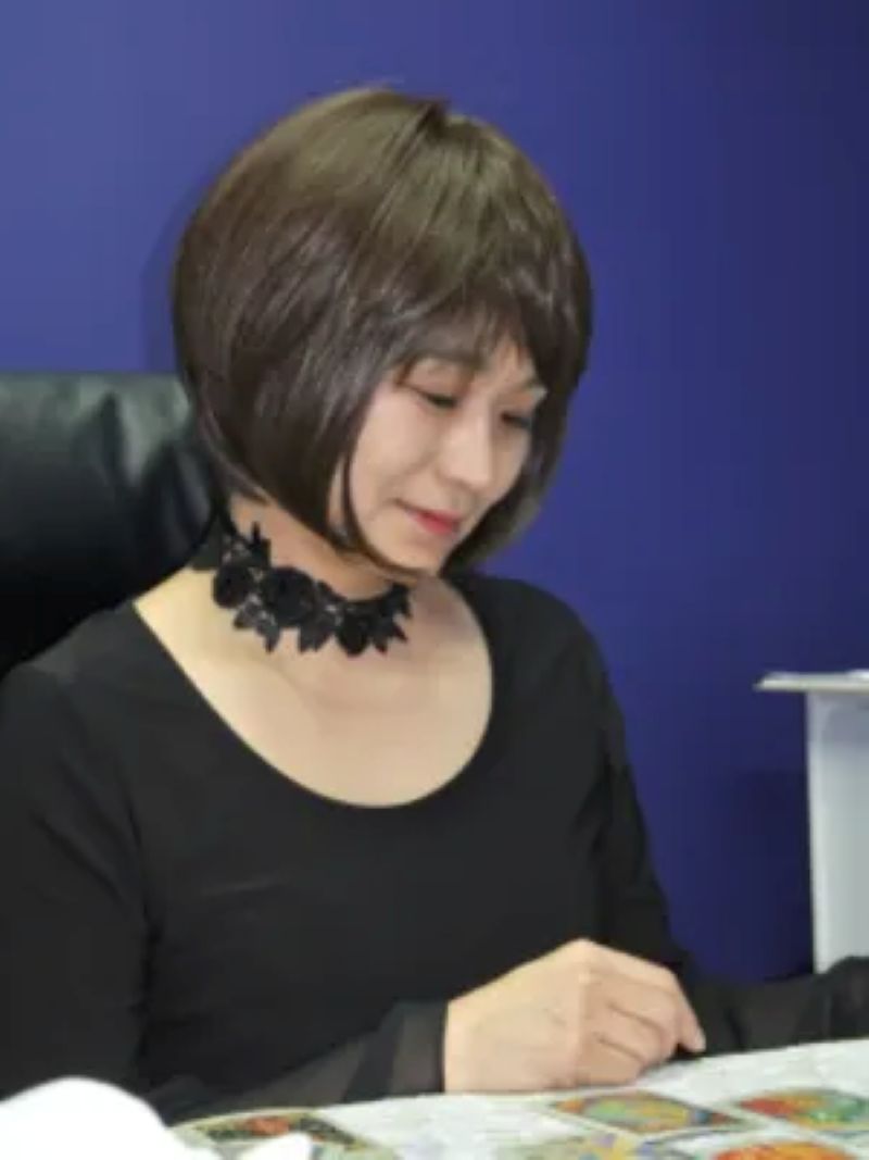 らぷりゅ先生